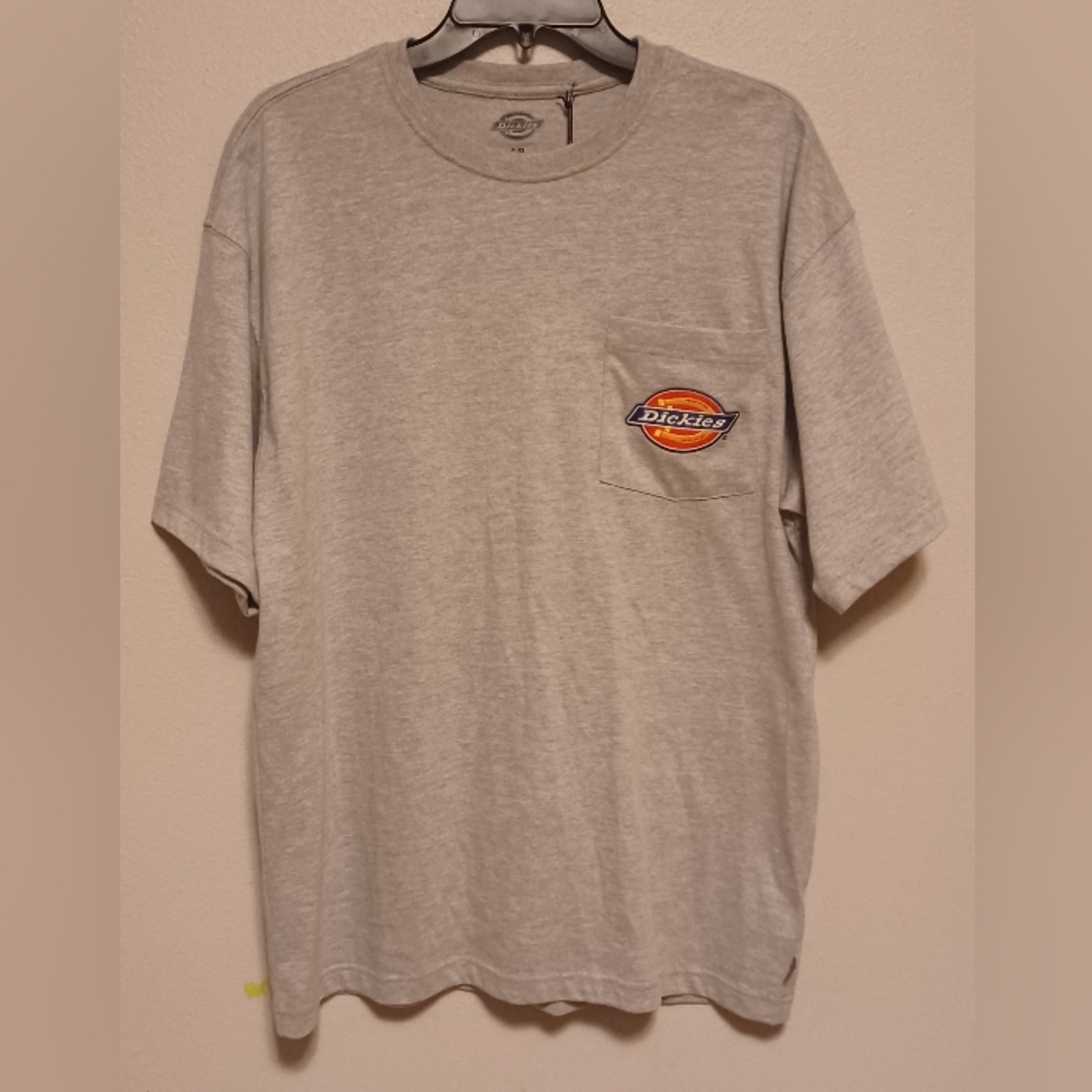 Dickies Pocket Logo Tee Shirt Size Small Gray Short Sleeve New With Tags